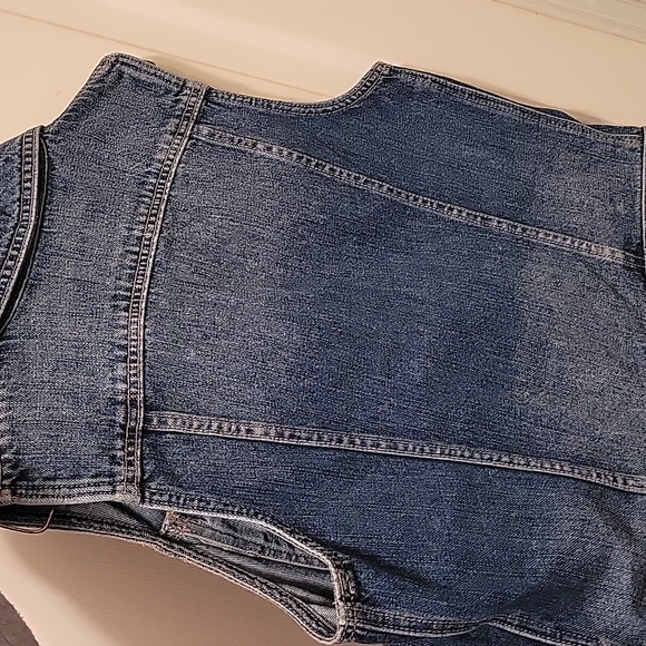 Sleeveless Jean vest - Picture 3 of 3